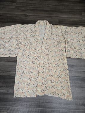 Light Tan And Pink Floral Fan Print Kimono Jacket